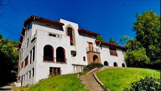 Murder Mansion in Los Feliz