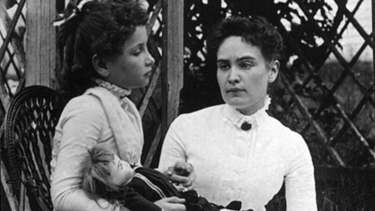 Anne Sullivan