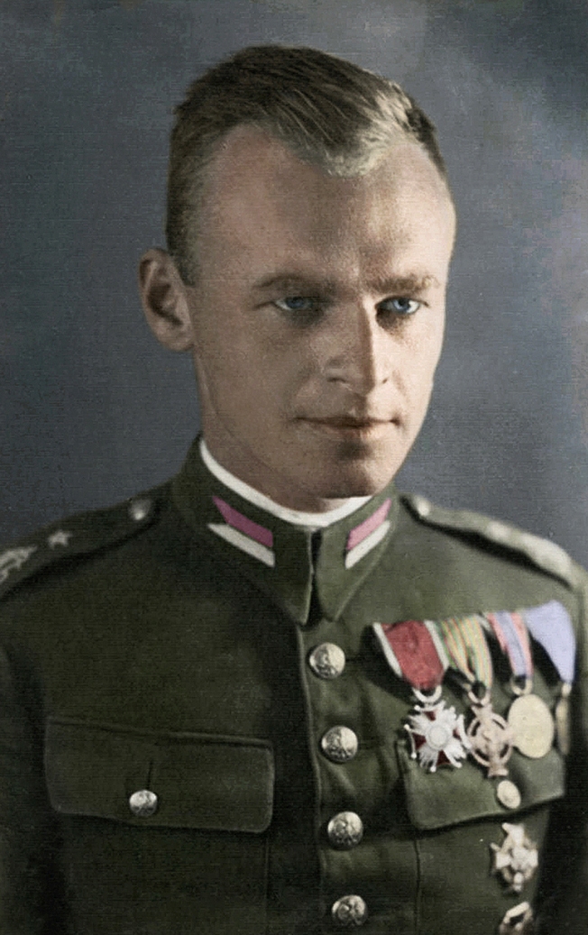 Witold Pilecki Escapes Auschwitz